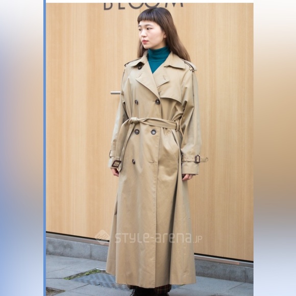 Beige oversized trench coat - Picture 3 of 8